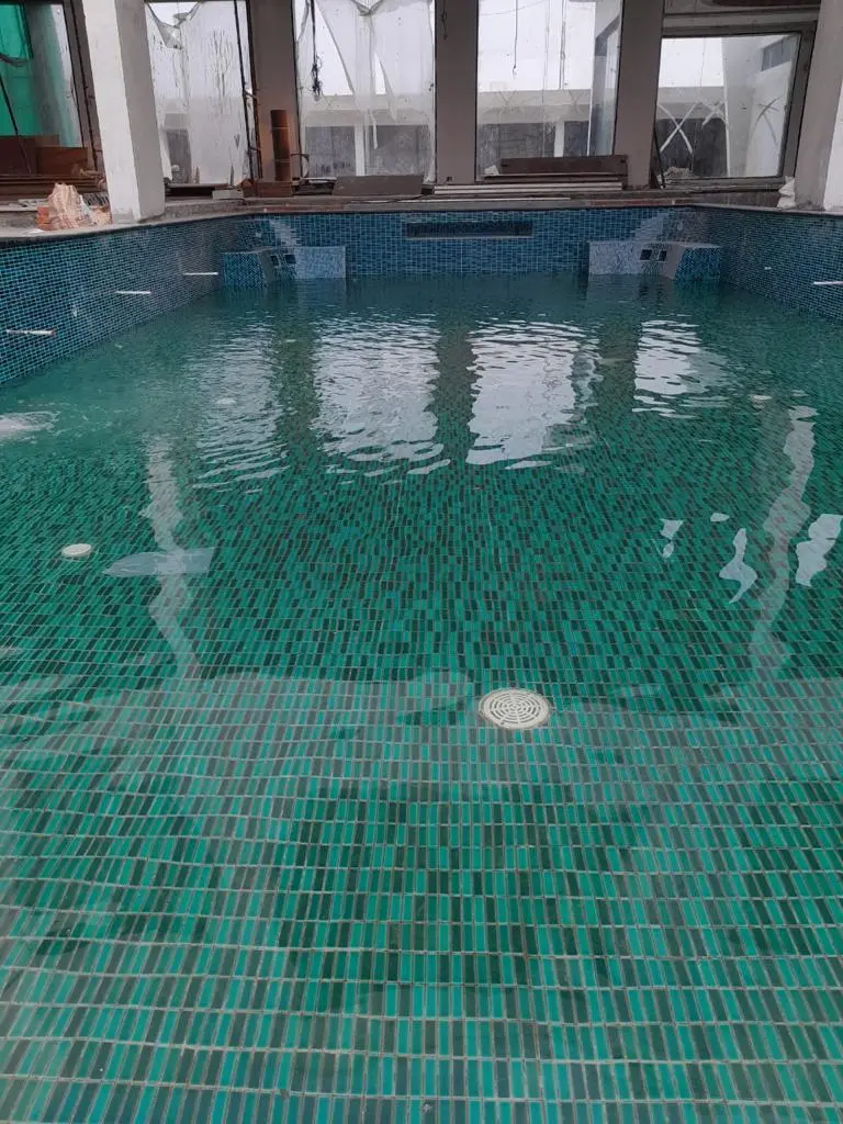 Pool Tile 5