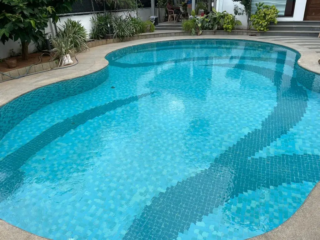 Pool Tile 1